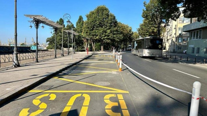 O nouă stație de autobuz a fost amenajată pe bulevardul Regina Elisabeta, în zona Cazino