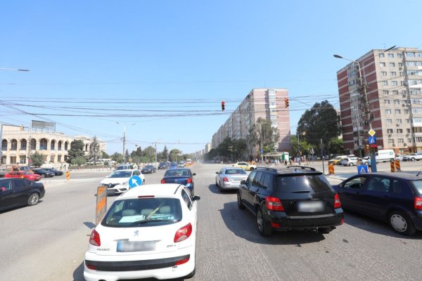 Atenție, șoferi! Continuă lucrările de asfaltare pe bulevardul Alexandru Lăpușneanu
