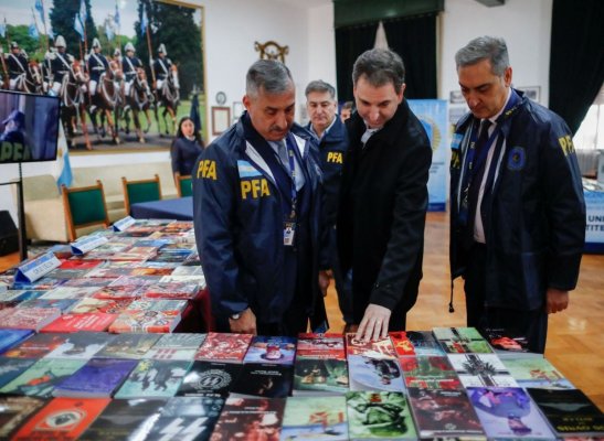 Peste 200 de publicaţii cu caracter nazist au fost confiscate, în Argentina