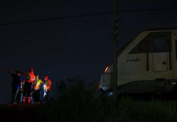 Accident de tren în Spania: Patru morţi şi trei răniţi