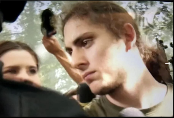 Vlad Pascu şi părinţii săi, audiaţi la DIICOT! Video