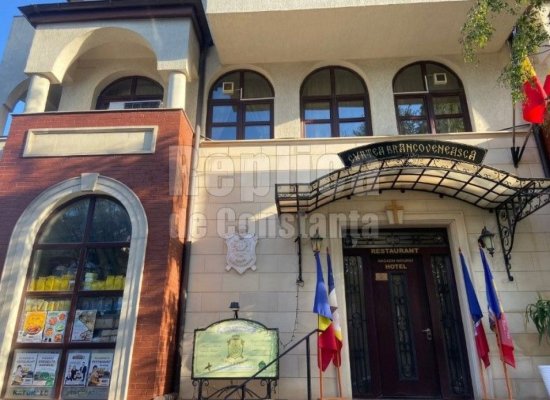 Marcel Bouroș și-a transformat Curtea Brâncovenească într-un mega hotel... fără autorizație. Video