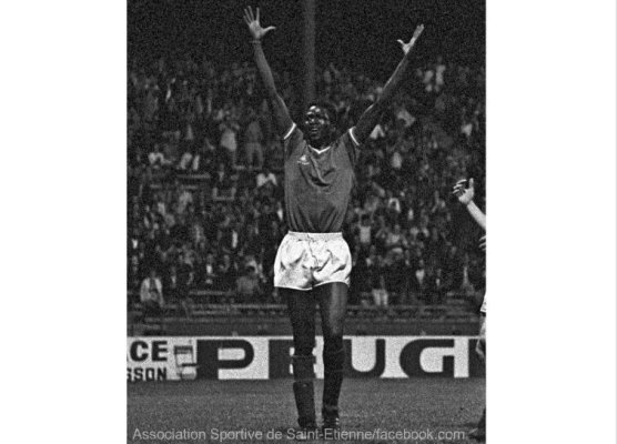 Fotbal: A încetat din viaţă fosta glorie africană Salif Keita