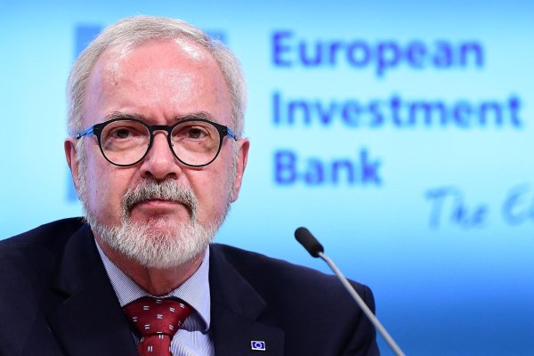 Preşedintele BEI: Ucraina nu poate aştepta sfârşitul războiului pentru a demara reconstrucţia