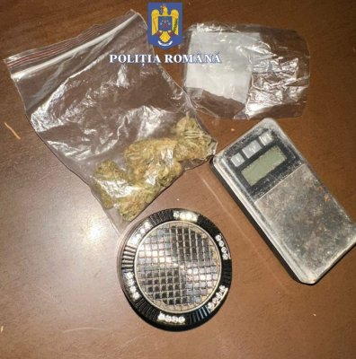 Tânăr prins cu mai multe droguri în mașina cu care venea spre Constanța 