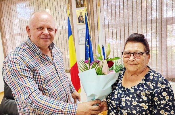 Seniorii din Agigea, premiați de primăria comunei