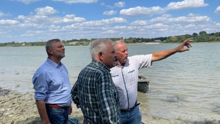 Ministrul Apărării: Serviciul militar obligatoriu este exclus