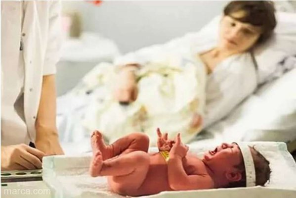  Adopţii ilegale în Filipine: Bebeluşi de vânzare cu 400 de euro pe social media