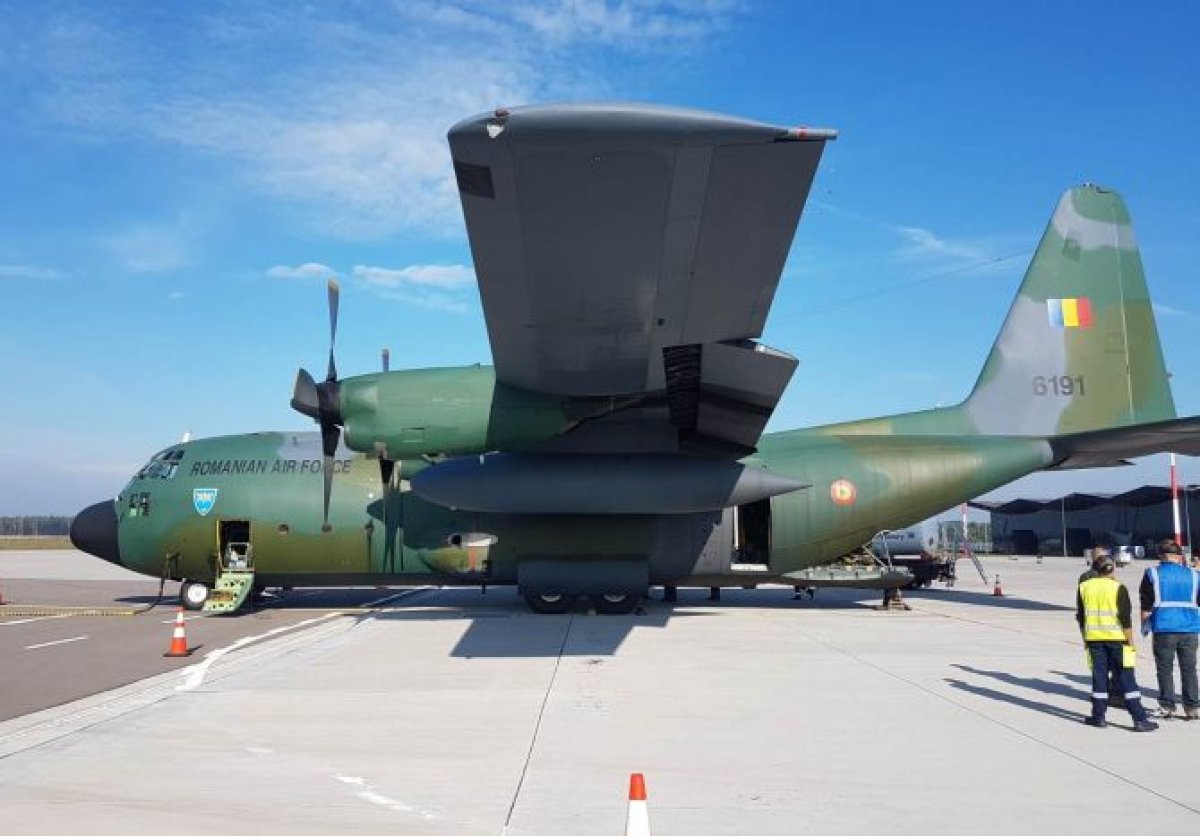 Fortele Aeriene Romane continua  transportarea ajutoarelor umanitare catre Libia