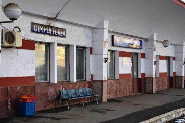 Fată de 17 ani, violată în tufișurile din zona gării Câmpia Turzii