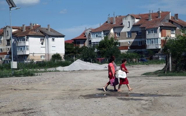 Primăria din Chilia Veche le cere locuitorilor să nu iasă noaptea din casă, din cauza bombardamentelor