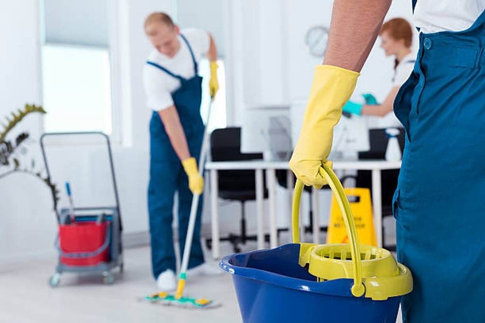 tarile din Est sunt pe ultimele locuri in UE dupa ponderea personalului de curatenie in totalul fortei de munca