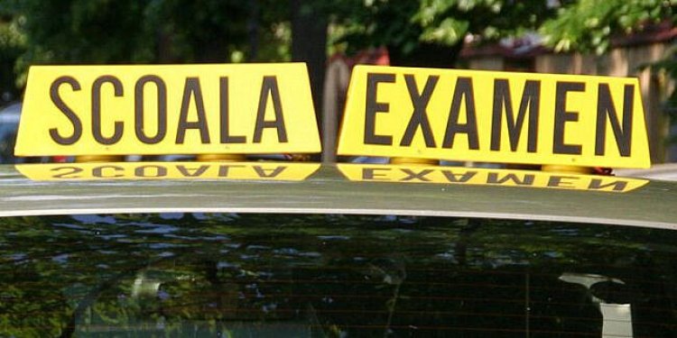 După ce a picat examenul auto de 12 ori, un bărbat și-a angajat o sosie care să meargă în locul lui la a 13-a testare