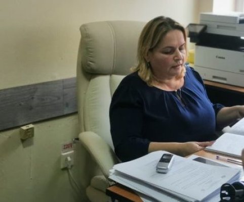 Directoarea Școlii Gheorghe Țițeica, călcată de OPC, dă vina pe deficitul de personal pentru neregulile descoperite. Video