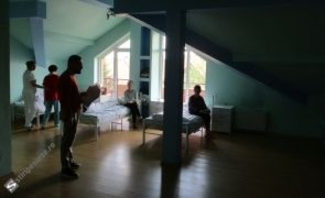 Guvernul va angaja `bunici sub acoperire` să stea în azilele groazei