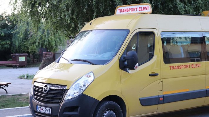 Constanța va primi 25 de microbuze electrice destinate transportului elevilor 