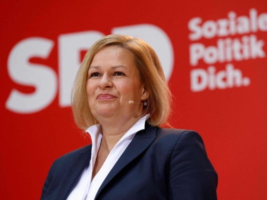 Autorităţile germane au interzis încă o grupare extremistă acuzată de răspândirea ideologiei naziste