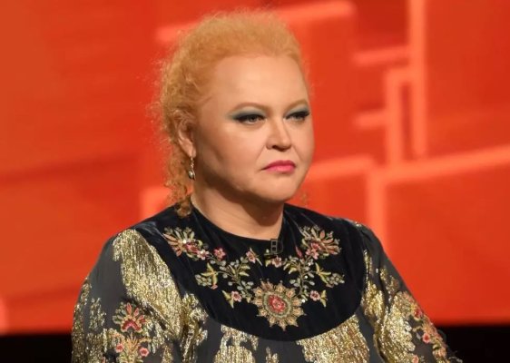 Narcisa Suciu a vrut să se retragă la mănăstire, dar tatăl ei nu i-a dat acordul