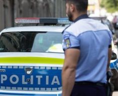 Razii ale polițiștilor, în Constanța și Mangalia. Amenzi pe bandă rulantă Razii ale polițiștilor, în Constanța și Mangalia. Amenzi pe bandă rulantă