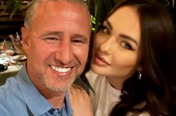Reghecampf, din nou tătic! Corina Caciuc e însărcinată cu al doilea copil