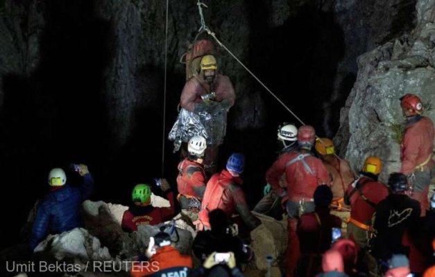 Turcia: Un speolog american, salvat după nouă zile dintr-o peşteră