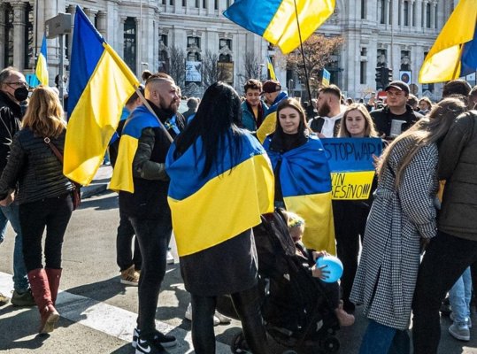 Parlamentul a aprobat sprijin de 50 de miliarde de euro pentru Ucraina