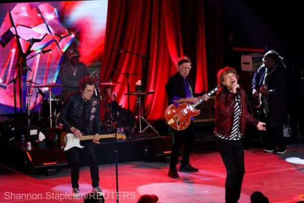 The Rolling Stones a marcat lansarea noului său album printr-o petrecere alături de Lady Gaga