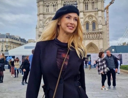 Andreea Bălan, excursie la Paris cu alt bărbat! L-a lăsat pe Victor Cornea acasă