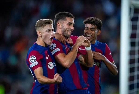 Fotbal: Victorii pentru FC Barcelona şi Feyenoord în Liga Campionilor