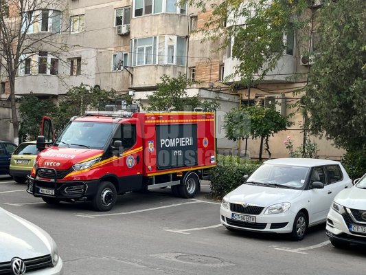 Panică printre locuitorii unui bloc, după ce a fost semnalat miros de benzină în subsol