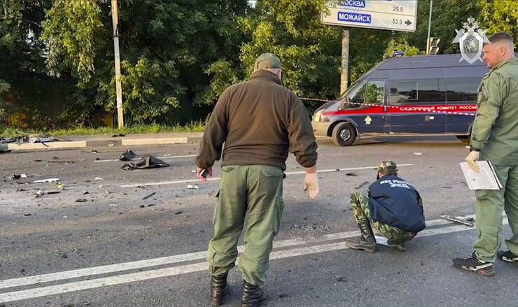 Fiica ideologului Aleksandr Dughin ar fi fost ucisa cu o bomba transportata intr-o cusca pentru pisici Fiica ideologului Aleksandr Dughin ar fi fost ucisa cu o bomba transportata intr-o cusca pentru pisici
