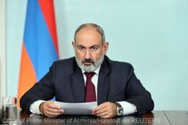 Emmanuel Macron, Olaf Scholz şi Charles Michel se întâlnesc cu premierul Armeniei în Granada