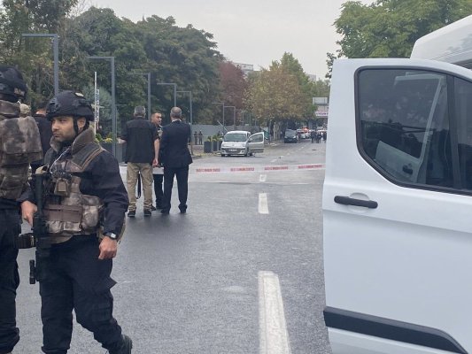 Stare de alertă în Turcia. Atac terorist în Ankara, lângă Parlament și sediul Poliției. Video