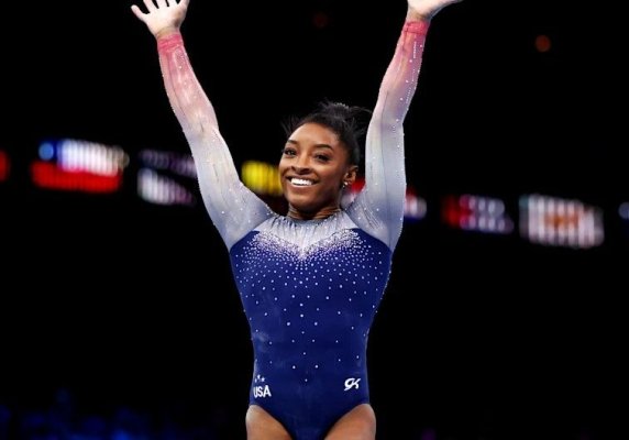 Gimnastică artistică: Aur la bârnă pentru americanca Simone Biles la Mondialele de la Anvers