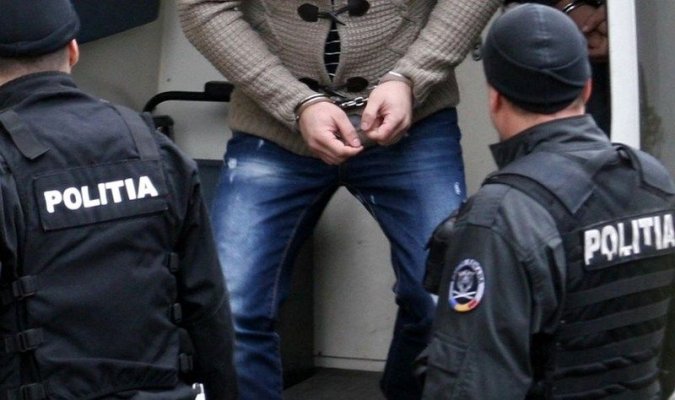 Mai multe persoane arestate, pentru furt din vagoanele garate în Portul Constanța 