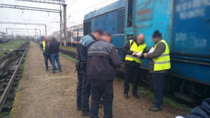 Angajați CFR responsabili de siguranța feroviară, prinși beți la serviciu