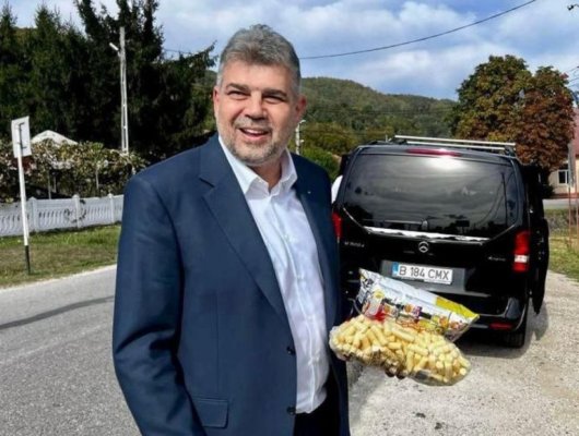 Premierul Ciolacu s-a fotografiat când cumpăra pufuleți, după care a contrazis criticii de pe Facebook 