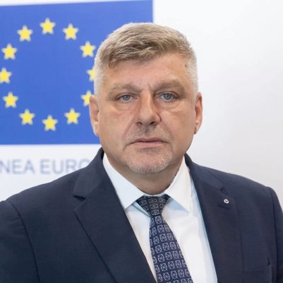 Directorul șpăgar din MIPE cerea favoruri sexuale  de la angajatele, care nu îi dădeau bani 