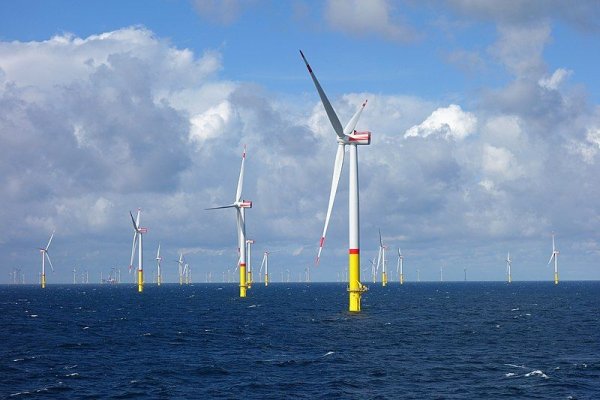 Proiectul de Lege privind energia eoliană offshore a fost aprobat de Guvern şi trimis spre adoptare Parlamentului