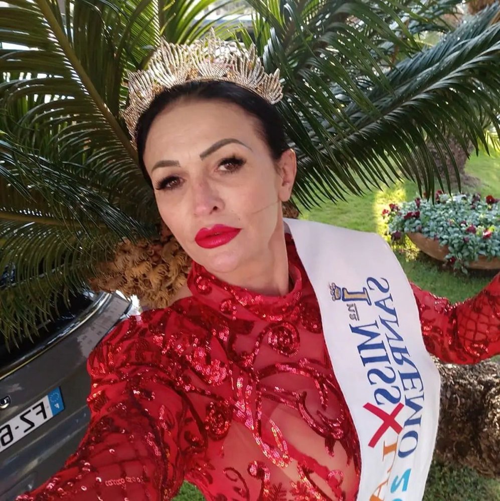 Una donna rumena, ex Miss Italia, è stata trovata senza fiato in casa