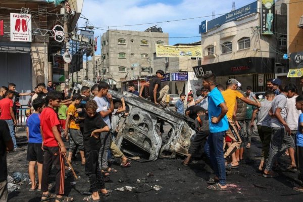 Armata israeliană a dat un nou ultimatum. Civilii pot evacua pe două culoare nordul Fâșiei Gaza
