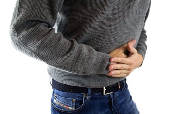 Ce simți când ești infectat cu clostridium, bacteria „ucigașă“ din intestine