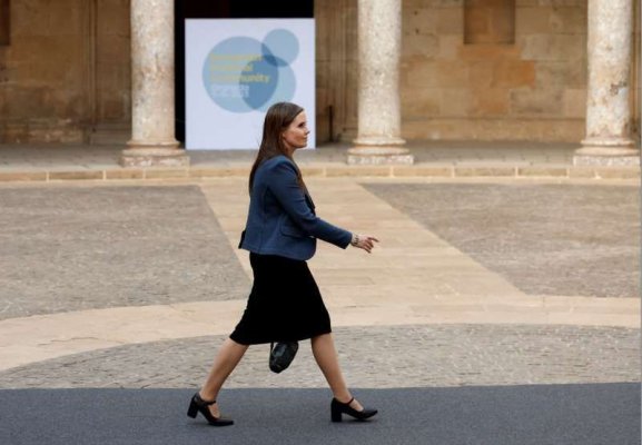 /Femeile islandeze au declanşat o grevă de 24 de ore din cauza inegalităţilor