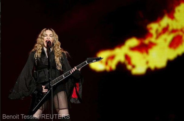 Concertele susţinute de Madonna în cadrul turneului mondial vor include 40 de melodii şi o ''maşină a timpului''