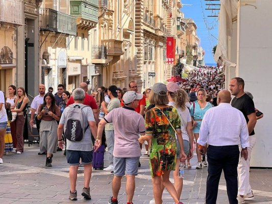 Malta: Un plan ce le-ar permite tinerilor de 16 ani să devină primari stârneşte ironii