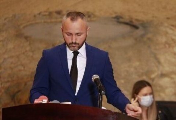 Un bugetar de lux a cumpărat, cu banii jos, un apartament la New York