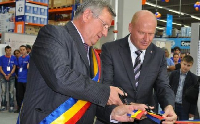 Frații Dedeman dau o nouă lovitură! Își extind afacerile în afara țării- Investiţie de 45 de milioane de euro