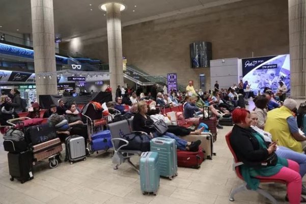  Alți 239 de cetățeni români au revenit în țară din Statul Israel