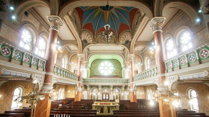 Două cutii suspecte la Sinagoga din Târgu Mureş; o grădiniţă, evacuată