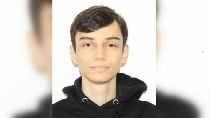 Tânărul de 18 ani, care plecase la munte și a fost dat dispărut, a fost găsit mort pe Valea Caraimanului